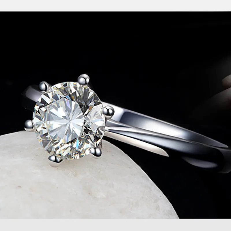 Elegant Austrian Crystal Engagement Ring in 925 Silver