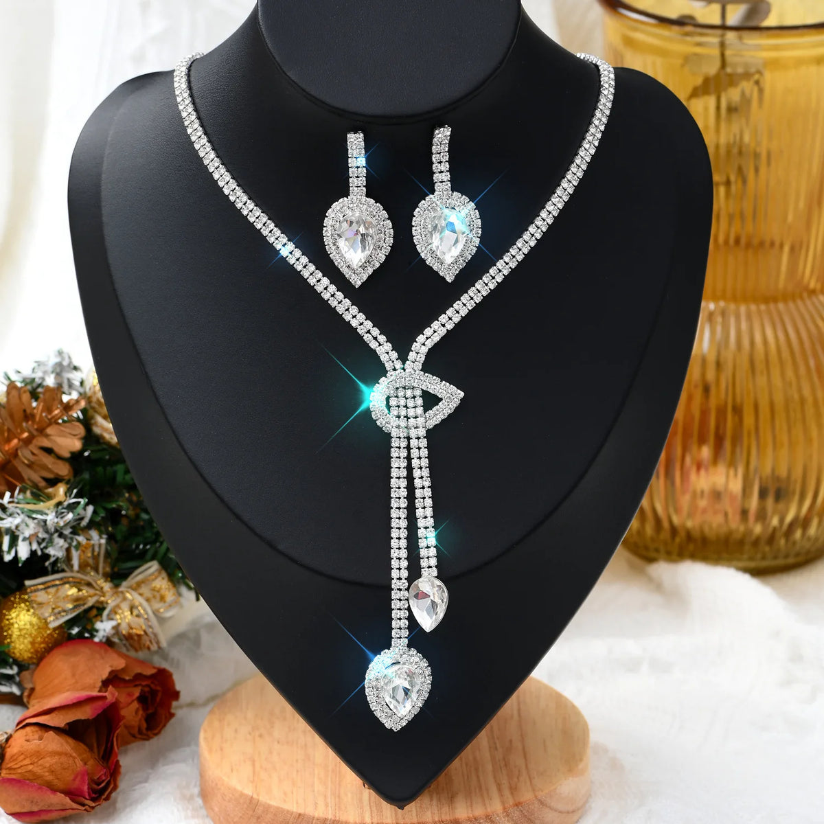 Elegant 3-Piece Rhinestone Teardrop Bridal Jewelry Set