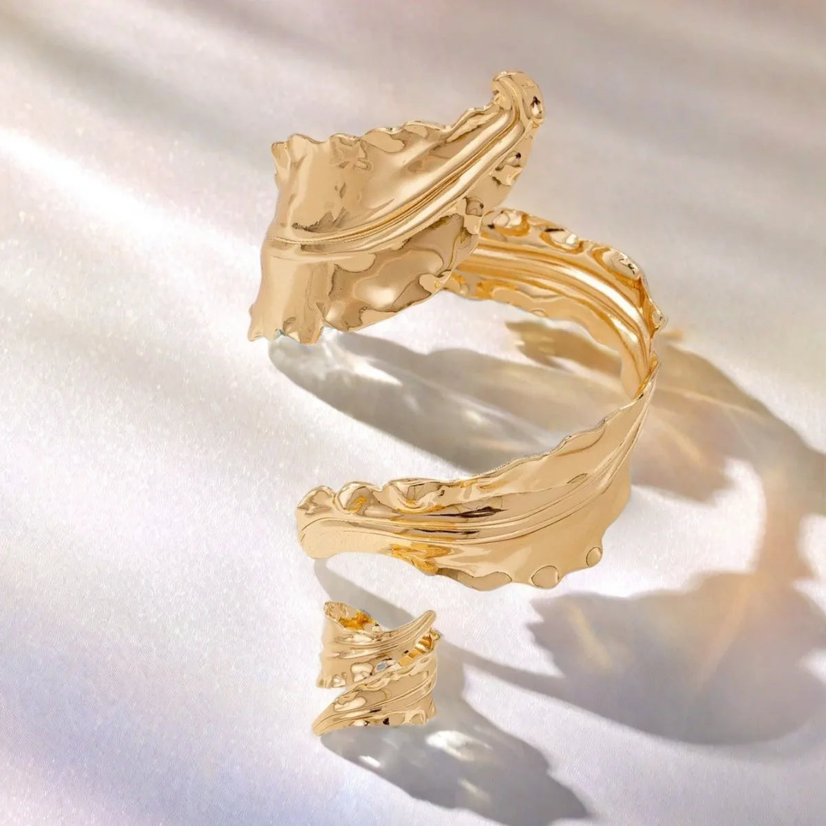 Vintage Gold Leaf Bangle & Adjustable Ring Set