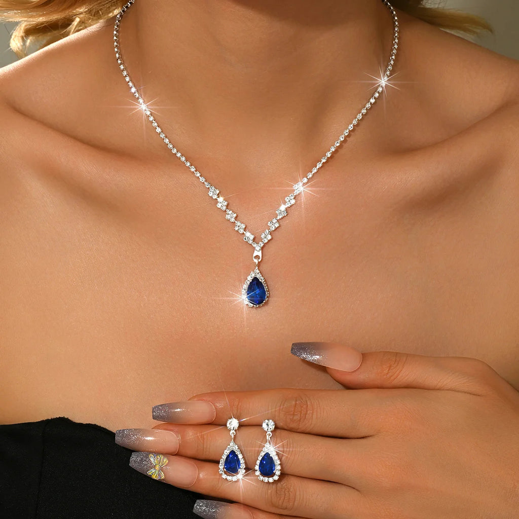 Elegant Rhinestone Necklace & Earrings Set