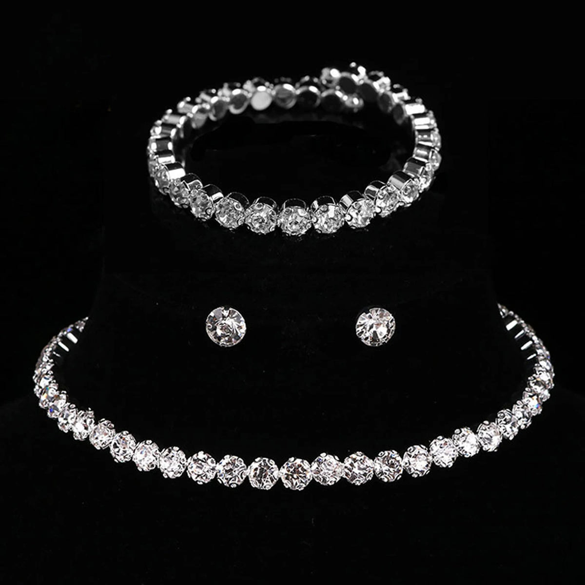 Elegant 4-Piece Minimalist Jewelry Set for Women