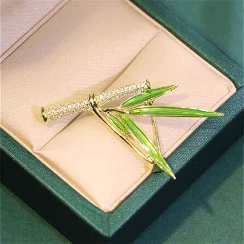 Elegant Rhinestone Pearl Floral Brooch Pin